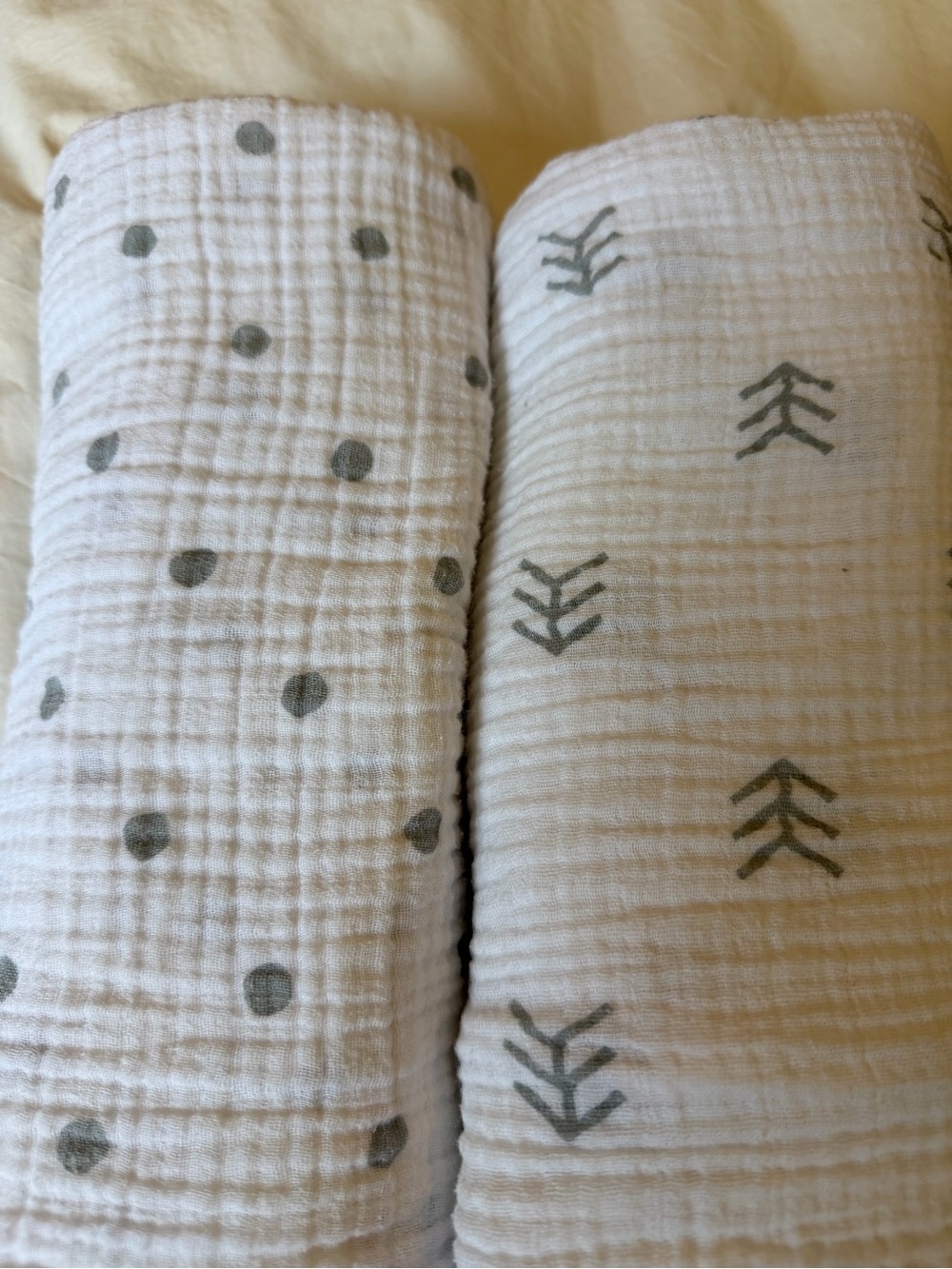 White Muslin Baby Blankets with Gray Dot & Arrow Prints